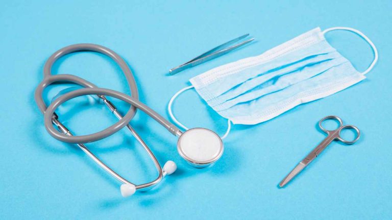 Peran Vital Peralatan Medis dalam Dunia Kesehatan